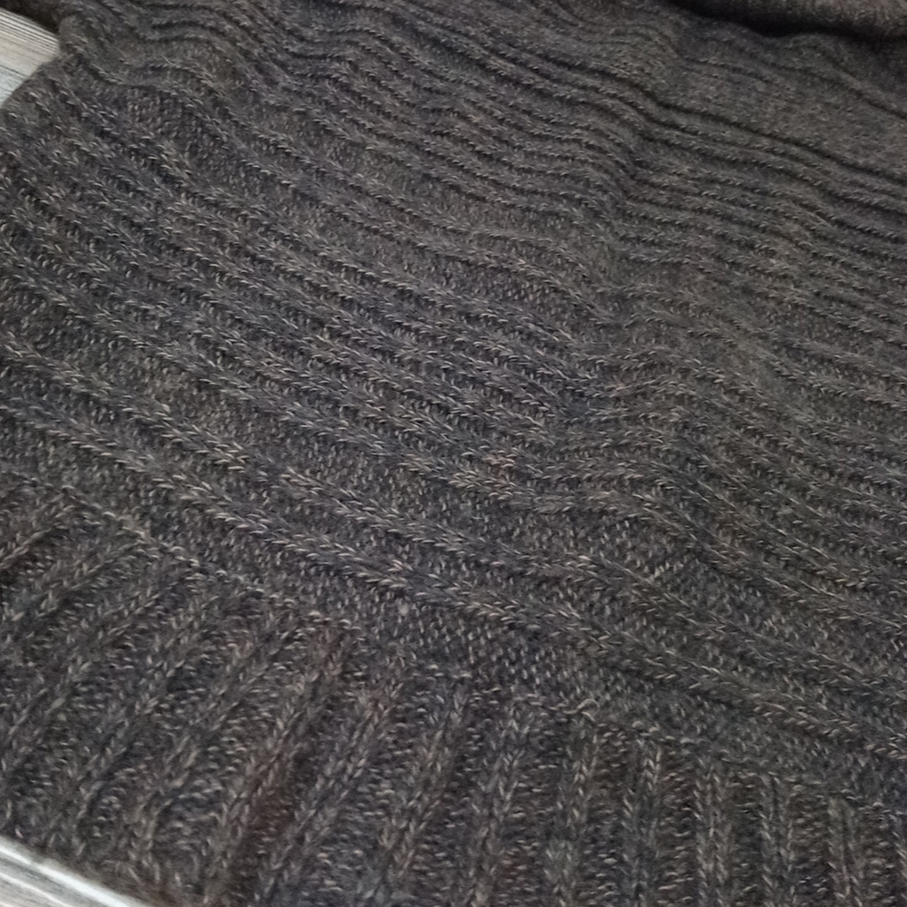 Braided Crochet Cable Knit Short Sleeve Sweater Top - Picture 12 of 12